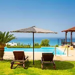 Minoas Villa *